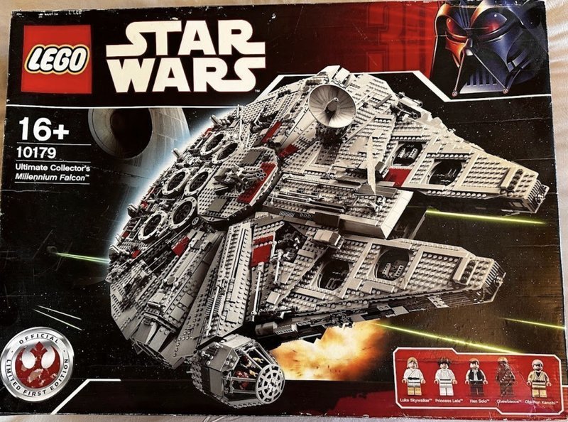 Millenium Falcon från Star Wars i Lego-version har sålts för 42 000 kronor på Tradera. Foto: Tradera Millenium Falcon från Star Wars i Lego-version har sålts för 42 000 kronor på Tradera. Foto: Tradera